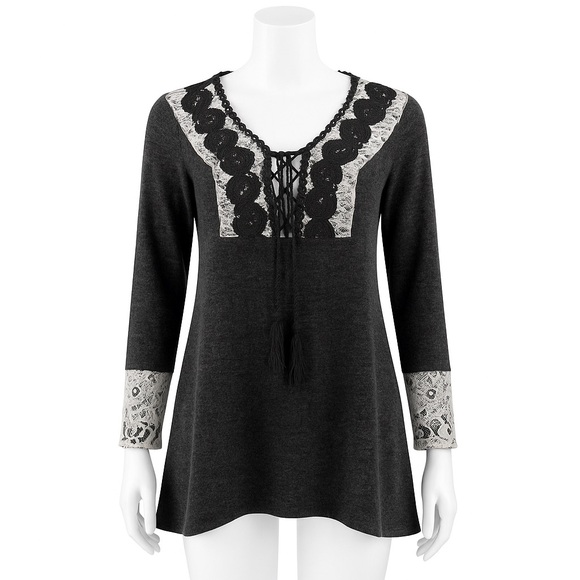 Anthropologie Tops - Anthropologie A'Reve Lace Trim Tunic Sweater Small Boho Tassel Knit Top